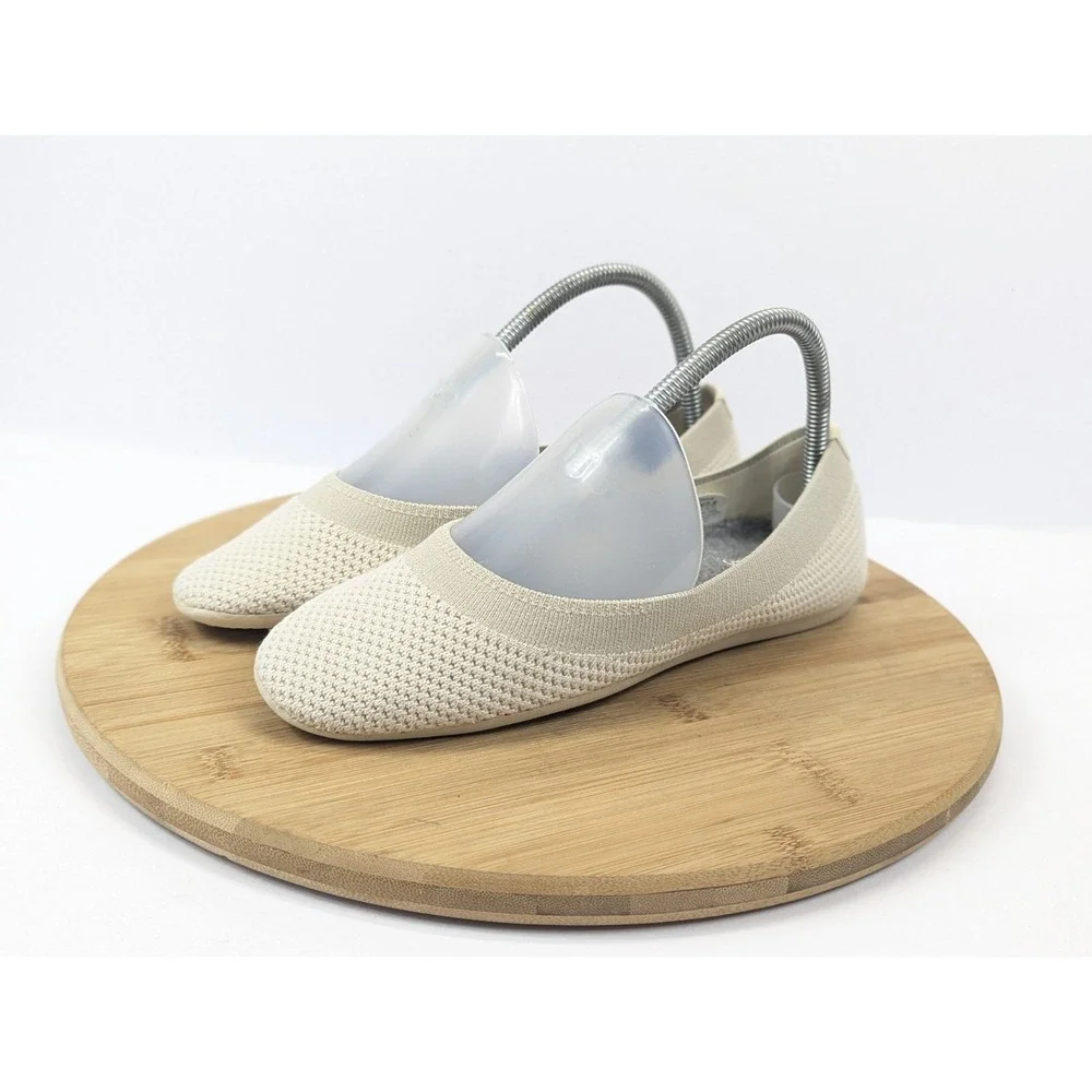 allbirds lining woman